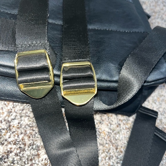 Mid size Jordan backpack - Picture 3 of 5